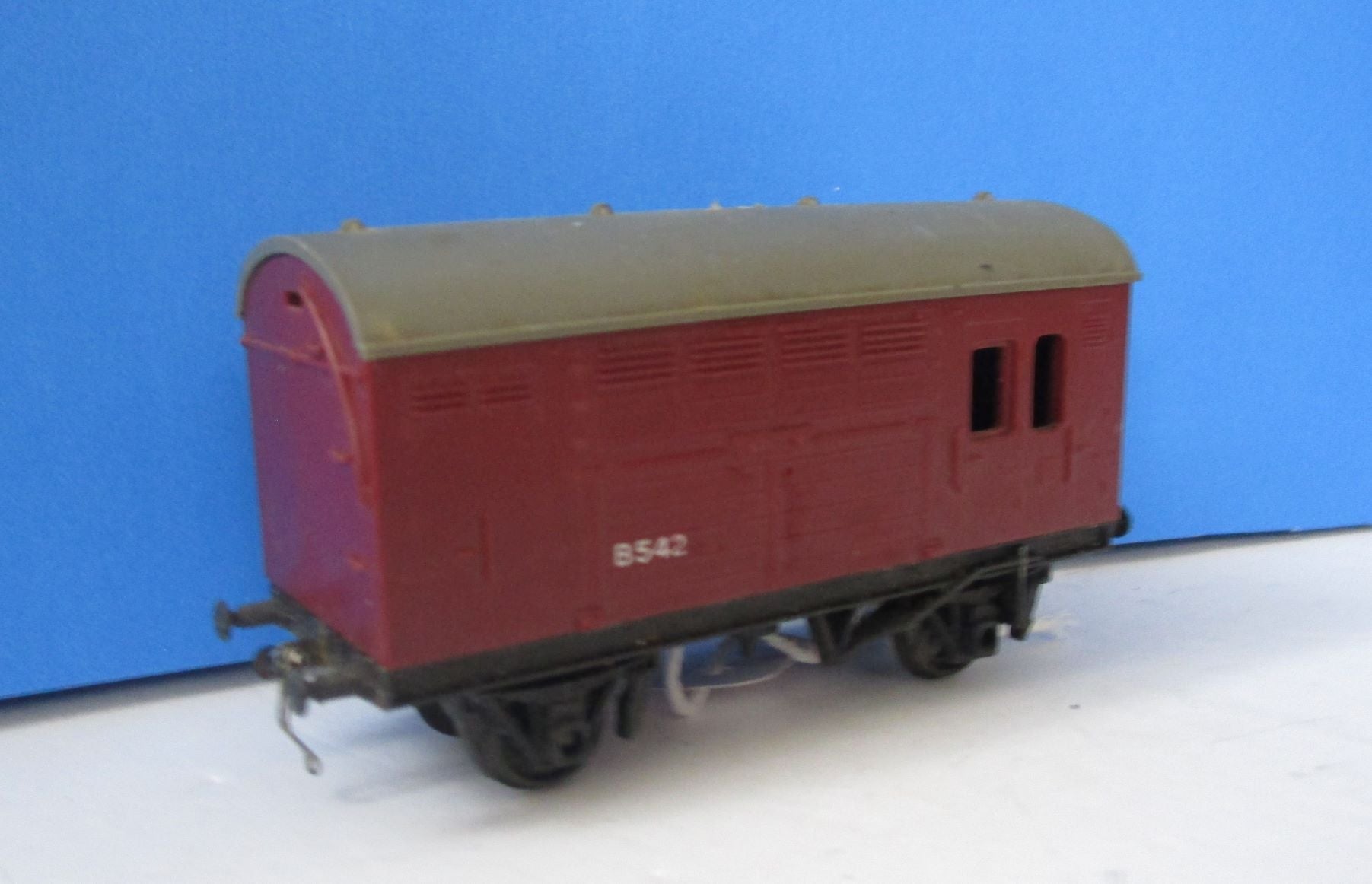 R123-P04 HORNBY Horse Box - Unboxed