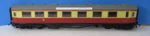 R2024-P01 HORNBY BR centenary  composite coach crimson and cream W6661W - UNBOXED