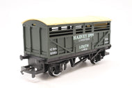 R215 HORNBY 'Harvey Bros' Cattle Van 12563 - UNBOXED