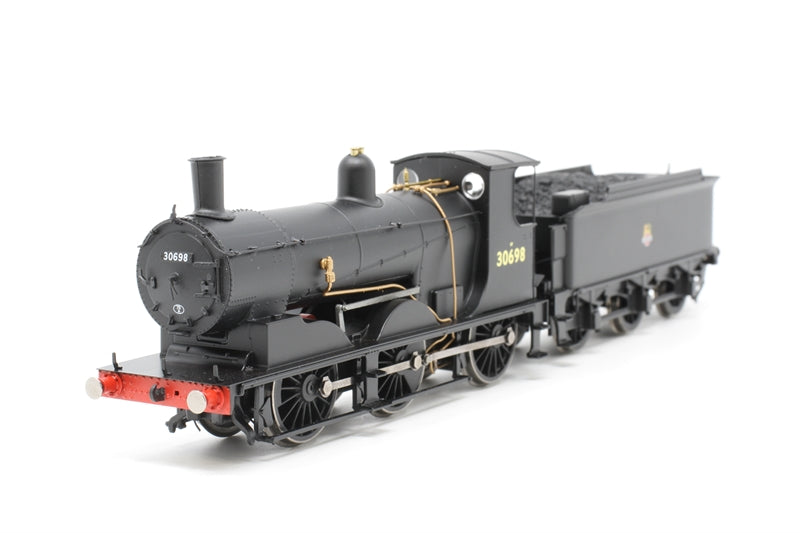 R3421 HORNBY Drummond Class 700 0-6-0 30698 in BR Black with early emblem