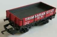 R403 HORNBY 3 plank wagon "TRIMSARAN Co LTD'. BOXED