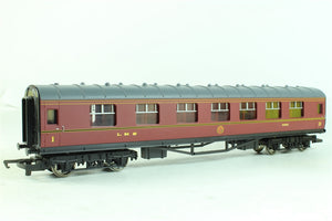 R4130B HORNBY  Stanier Composite Coach 4001 in LMS Maroon