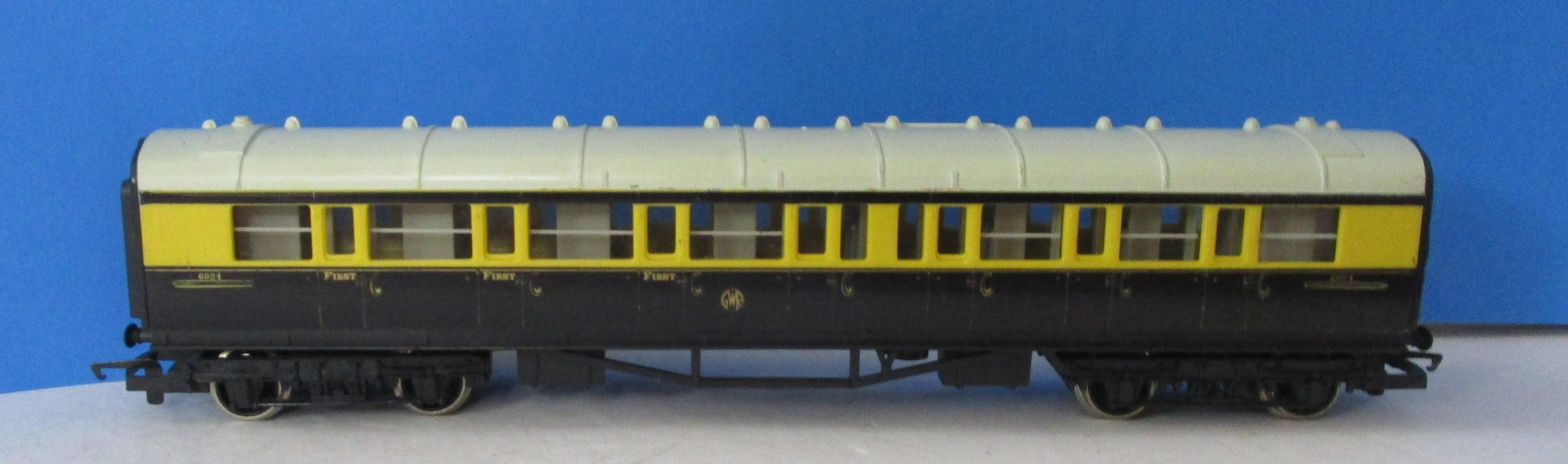 R456 HORNBY GWR Composite coach 6024 - UNBOXED