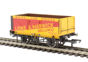 R60026 HORNBY 7 Plank Wagon "Lowe & Warwick"