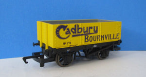 R6902 HORNBY6-plank open wagon "Cadbury's Chocolate, Bournville" - UNBOXED