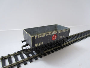 R70M PECO 5-Plank Mineral Wagon - "Mendip Moutain Quarries" - BOXED
