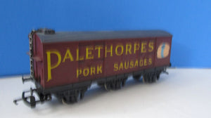 R733 HORNBY 6 Wheel Van "Palethorpes Pork Sausages"