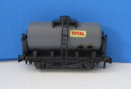 T1648 TRIX 12 Ton Tank Wagon "TOTAL" - BOXED