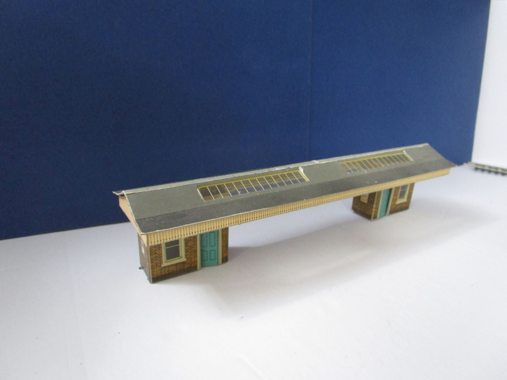 UB071 Ready built Station Canopy - pre-owned