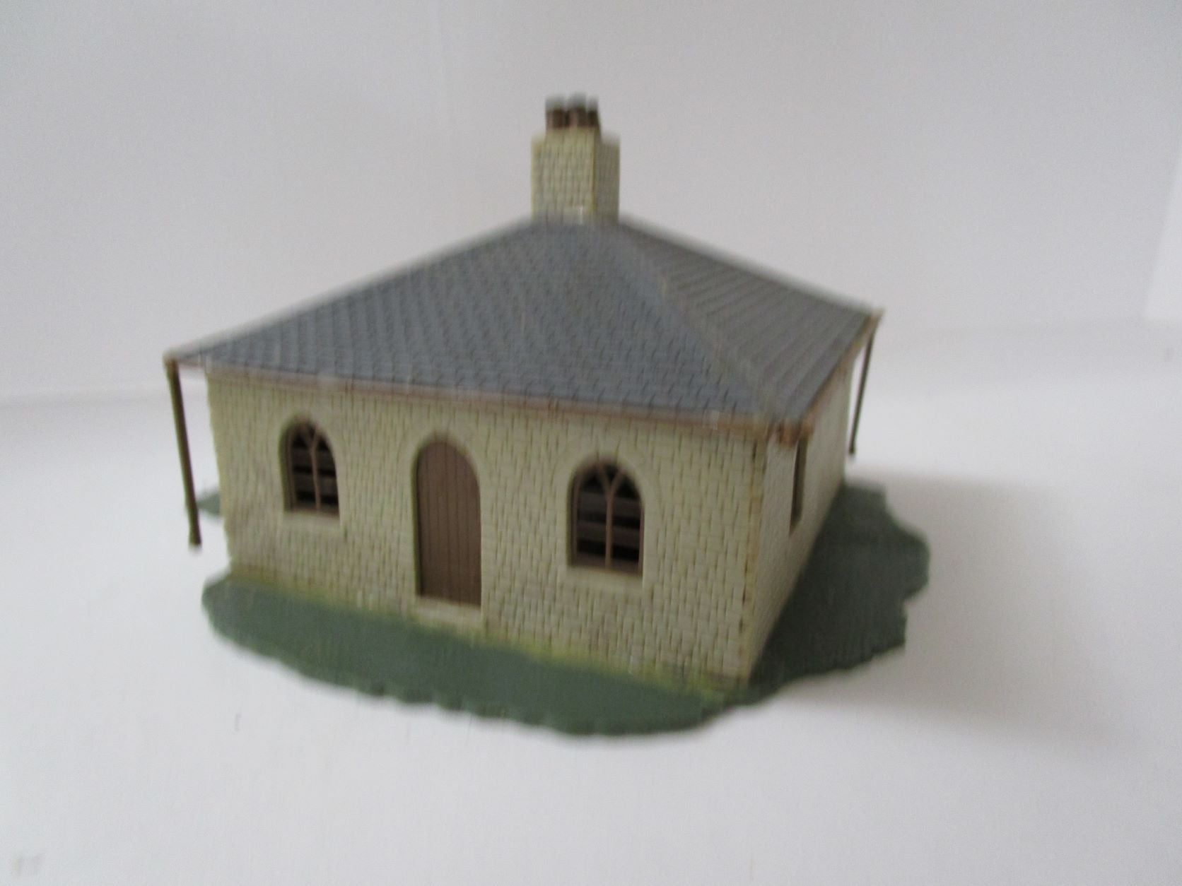 UB092 Ready built: Stone cottage - pre-owned