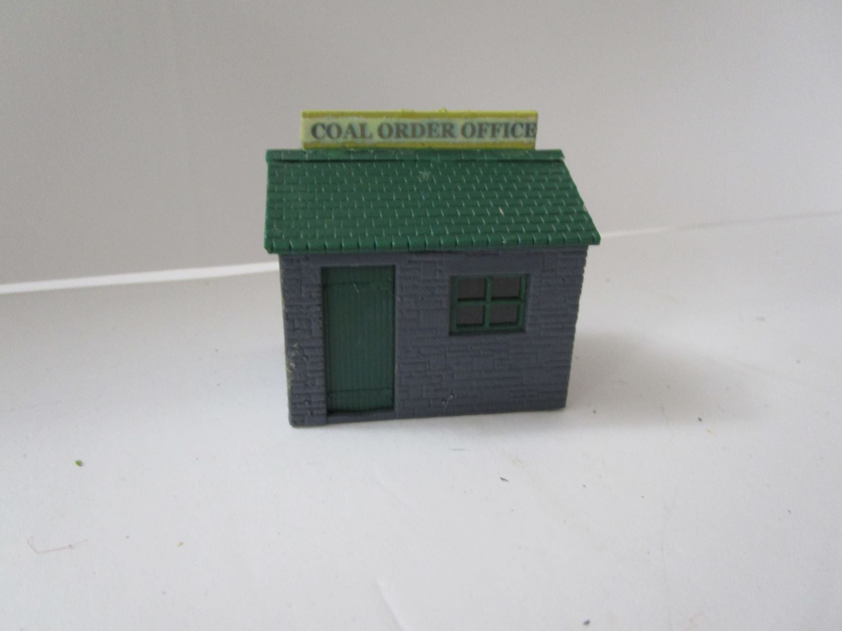 UB103 Ready built: Coal Order Office and Coal Staithes - pre-owned